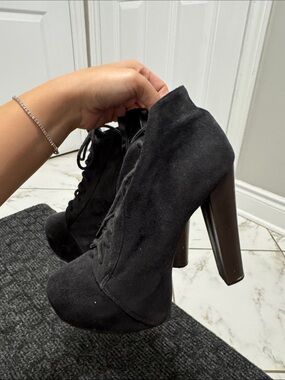Urban Planet Black Lace-Up Platform Heel Booties